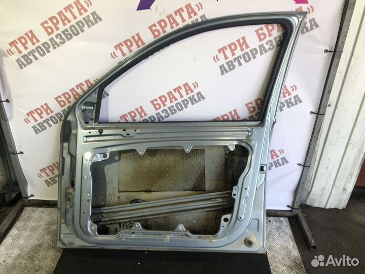 Шкода Фабия Дверь передняя Прав