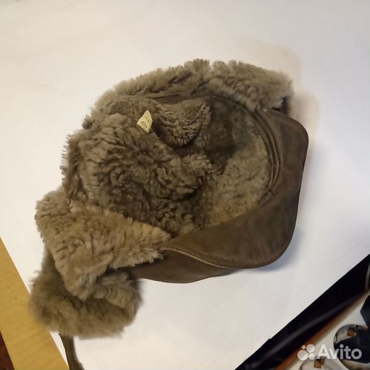 55 размер с светлым пятном Шапка дублёнка мех ушан