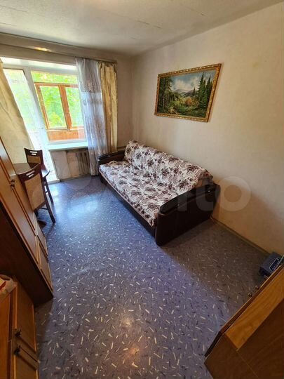 3-к. квартира, 58 м², 2/5 эт.