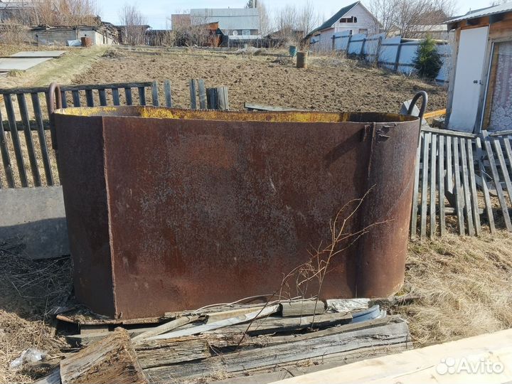 Продам ëмкость под воду
