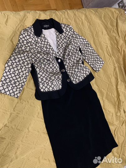 Эффектный костюм Katerina Leman 44(50р)