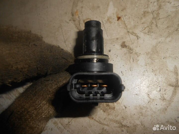 Датчик положения распредвала