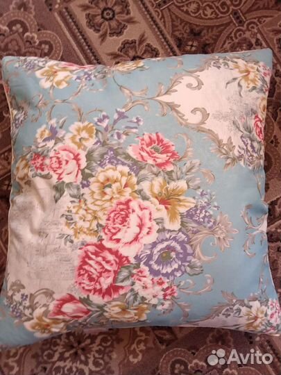 Подушка 70*70