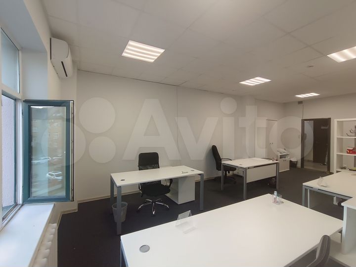 Офис в центре с мебелью, 39.4 м²