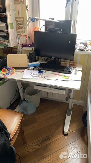 Двухъярусная кровать с матрасами