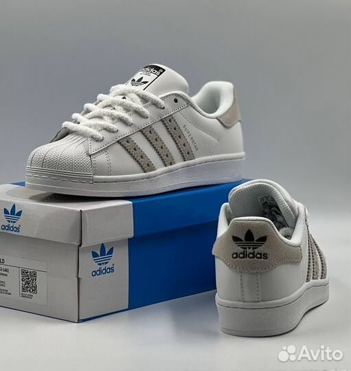 Кроссовки женские Adidas Superstar