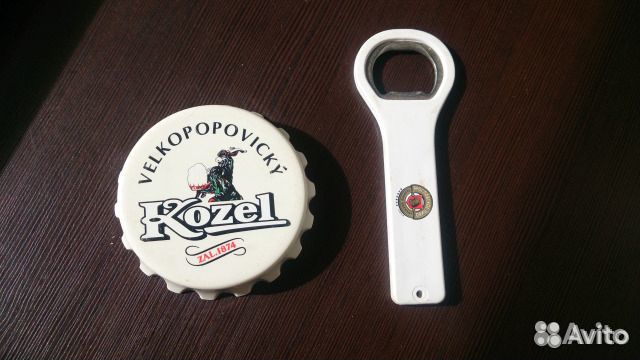 Открывашка хоккейный шлем