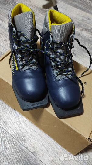 Лыжные ботинки р.37