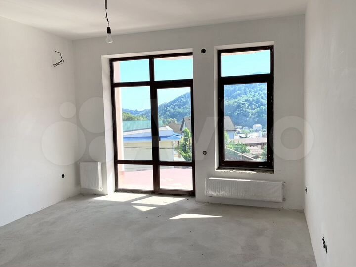 Дом 260 м² на участке 7 сот.