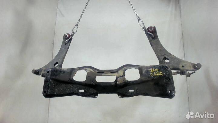 Балка подвески передняя Subaru Forester (S12), 200