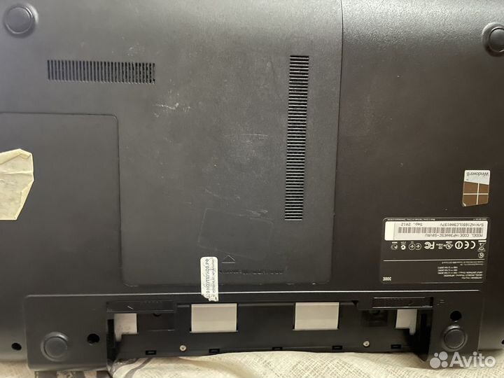 Ноутбук samsung np300e5c