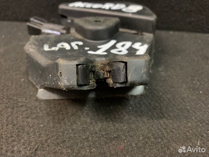 Замок крышки багажника Honda Accord 8