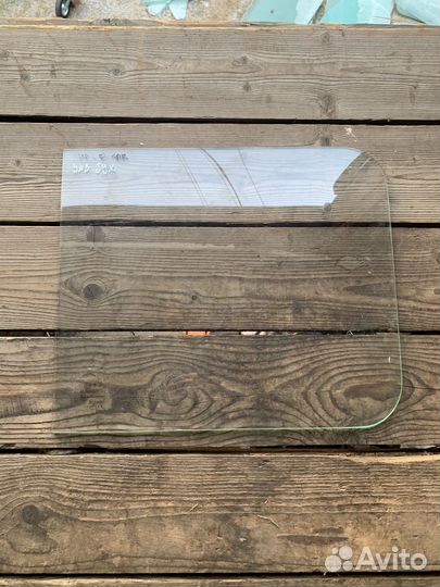 Стекло боковое УАЗ новое бор
