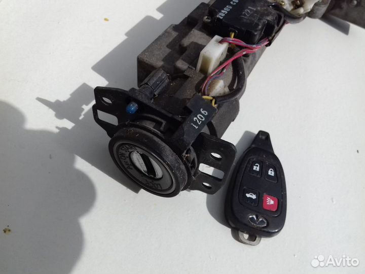 Infiniti Q45 ключ брелок