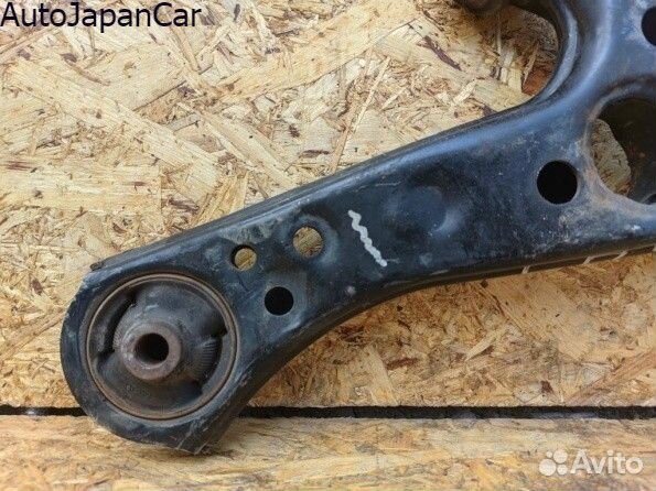 Рычаг с шаровой Тойота С-хр 2016-2023