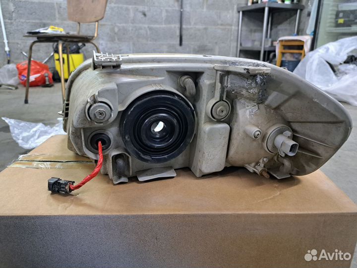 Фара aveo т250 правая