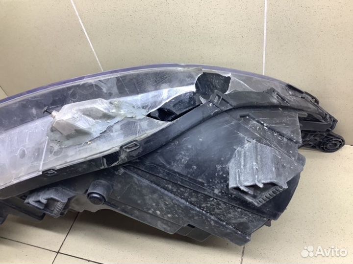 Фара левая Hyundai Elantra AD G4FG 2019