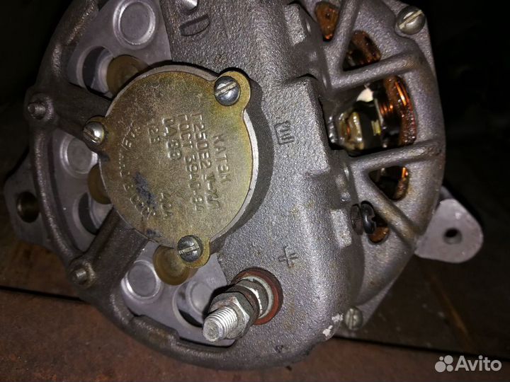 Продаю генератор катэк г250е2 У-хл 12В 40А и 14В 6