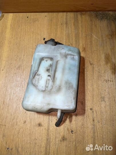 Бачок расширительный Toyota Land Cruiser Prado J90