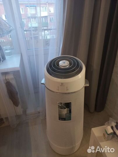 Мобильного кондиционера Electrolux eacm-10 FP/N6