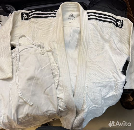 Дзюдоги (кимоно для Дзю-До) Adidas Champion