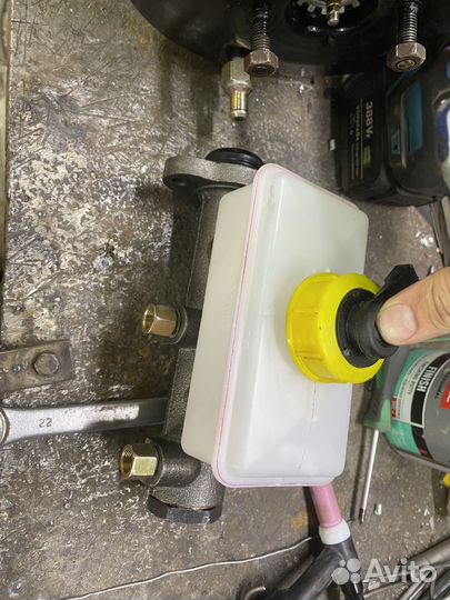 Вакуумный усилитель тормозов буханка