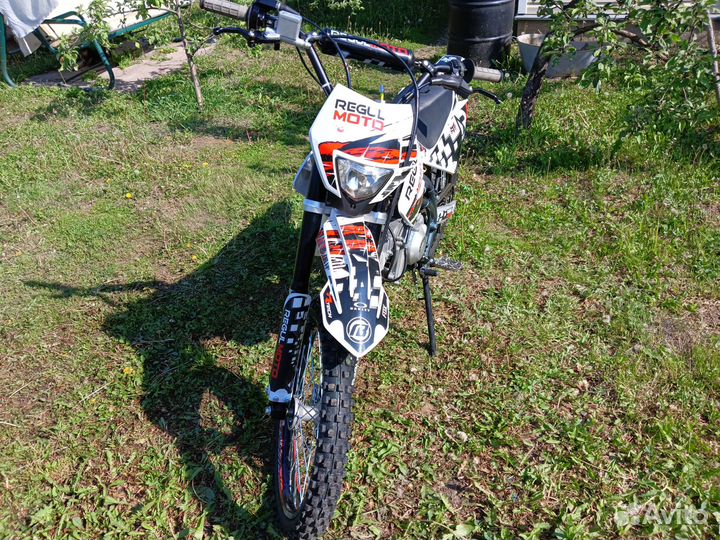 Питбайк Regulmoto Seven Medalist 140