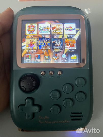 Игровая консоль