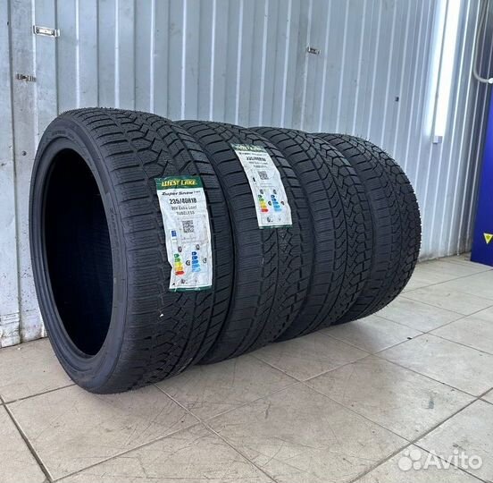 Westlake ZuperSnow Z-507 245/40 R18