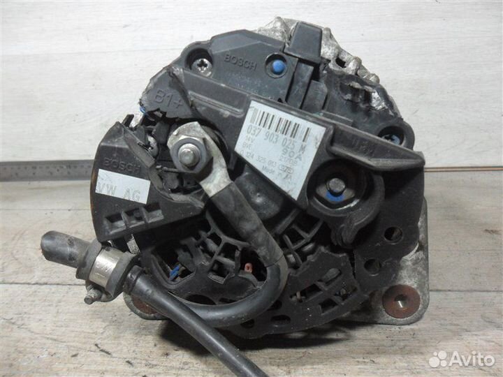Генератор 037903025M Volkswagen Polo 4 9N1/9N3 BUD
