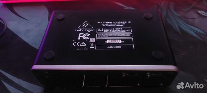 Внешняя звуковая карта behringer UMC202HD