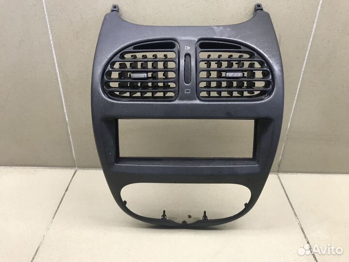 Накладка декоративная 206 1998-2012