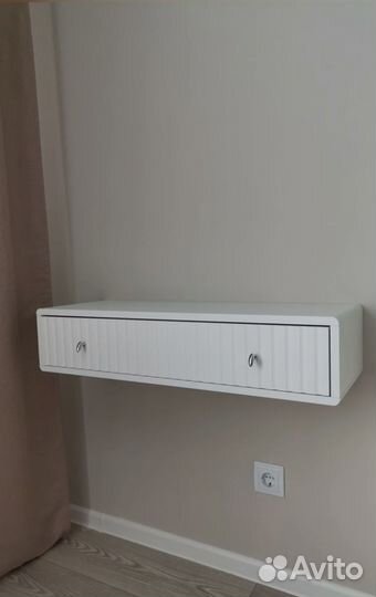 Туалетный столик новый