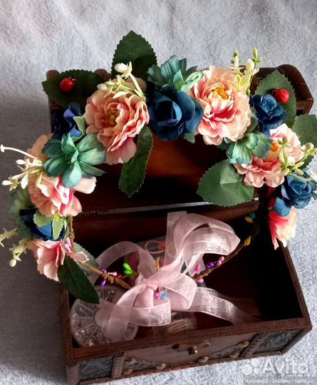 Нарядный веночек