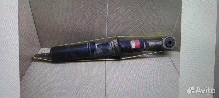 Амортизатор передний toyota land Cruiser 200