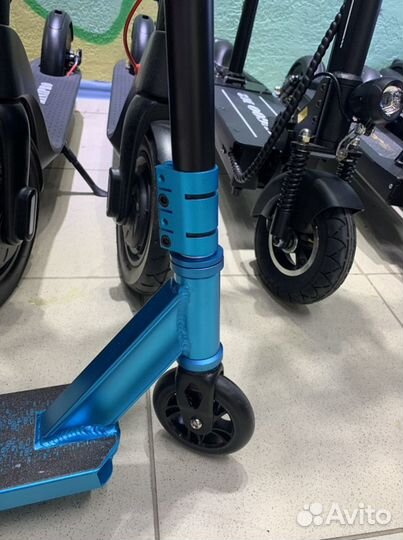 Трюковой самокат