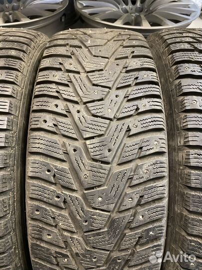 Hankook Winter I'Pike RS2 W429 215/65 R16 102T