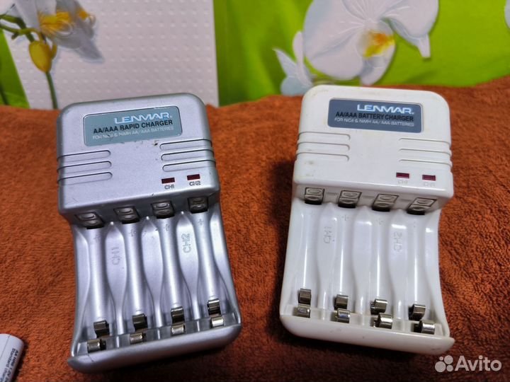 Зарядное устройство для аккумуляторных батареек