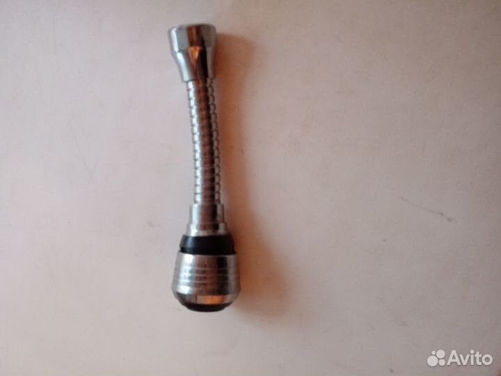 Гибкая насадка на кран