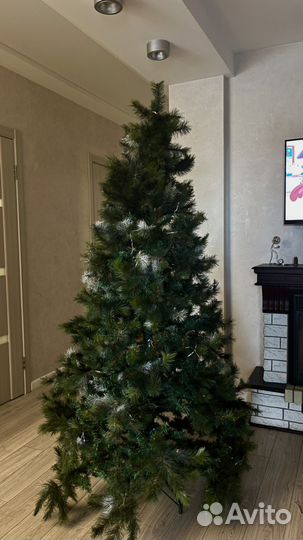 Елка искусственная