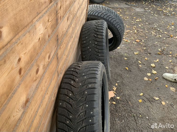 Зимня резина kumho 205 50 r17