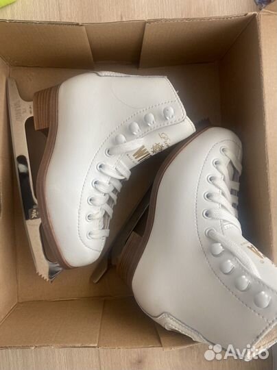 Коньки для фигурного катания Wifa 28 LL