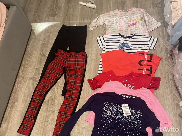 Отдам все за 1500 Для девочки 11-12