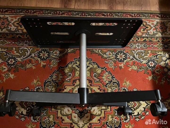 Подставка для телевизора