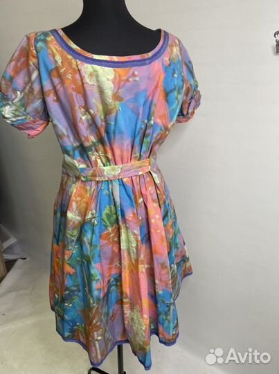 Платье Moschino