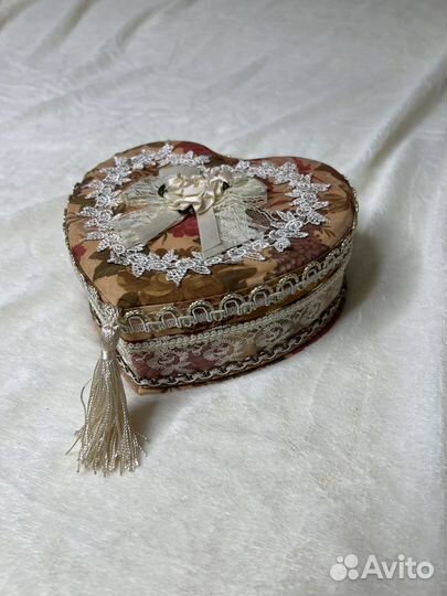 Шкатулка для украшений