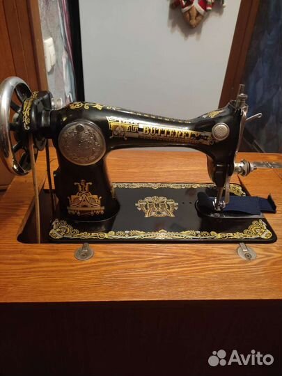 Швейная машина Singer
