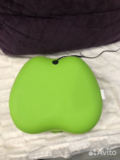 Подушка массажер для спины, плеч, шеи