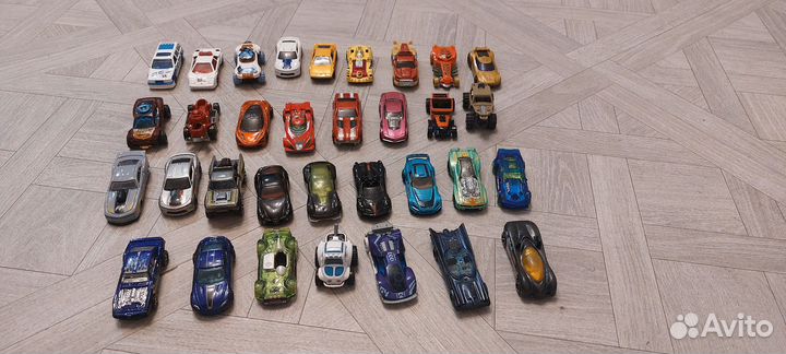 Hot wheels машинки
