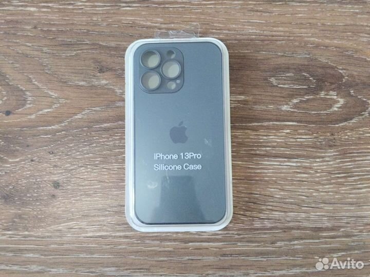 Чехол на iPhone 13 pro